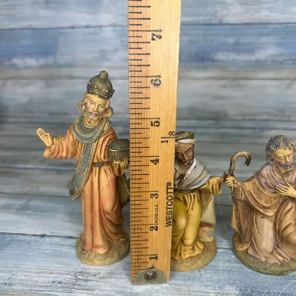 Vintage‎ Nativity Figurines Made In Italy Christmas People Shepard Wise Men